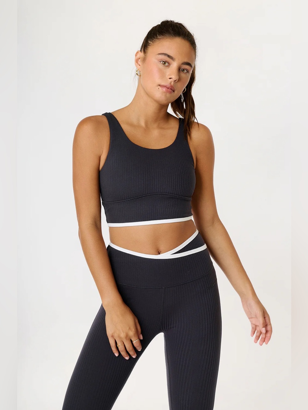 CREAM YOGA GENNA BRA TOP BLACK (L)